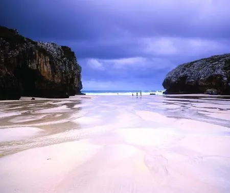 La Del Rey 2* Llanes