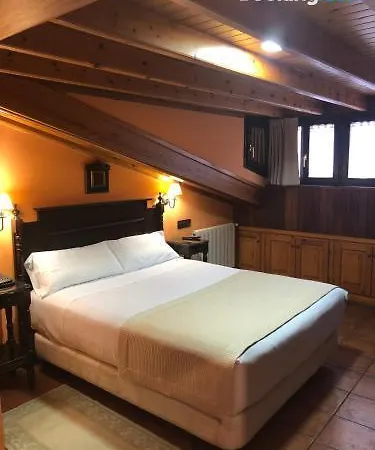 La Del Rey Llanes