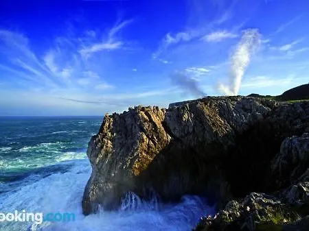 La Del Rey Llanes